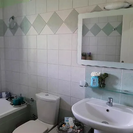 Nuria Apartment
