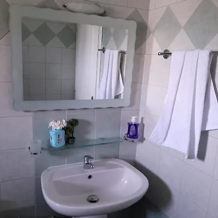 Nuria Apartment